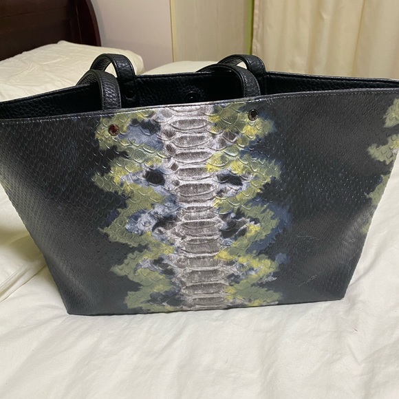 Deux Lux Tote Bag - Picture 3 of 8